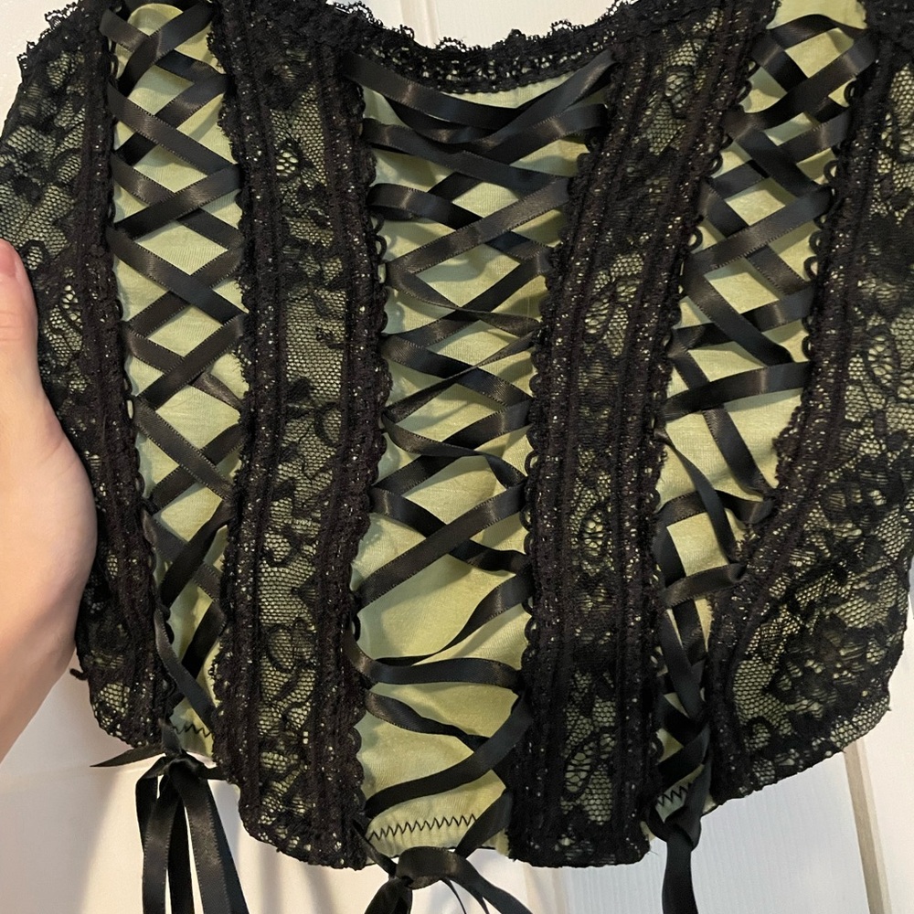 Delia’s Top Dollskill